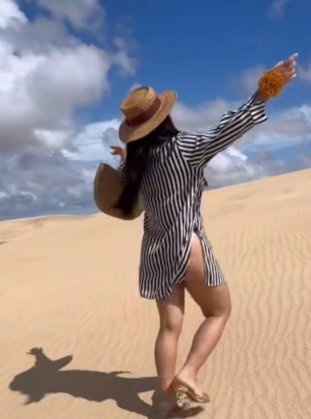 695713792: Chica busca chico en Asturias