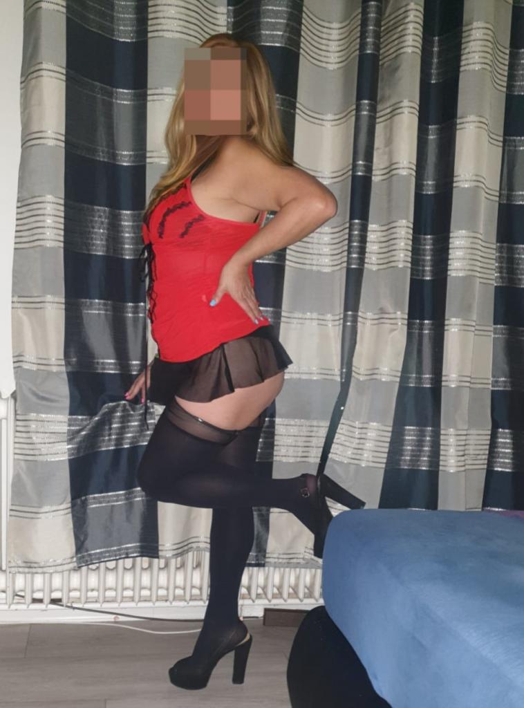 Chica busca chico en Cuenca: 