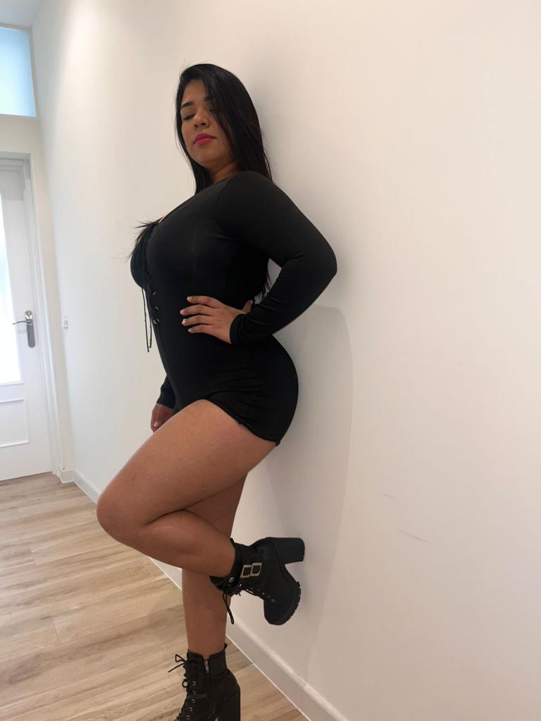 612548759: Chica busca chico en Madrid