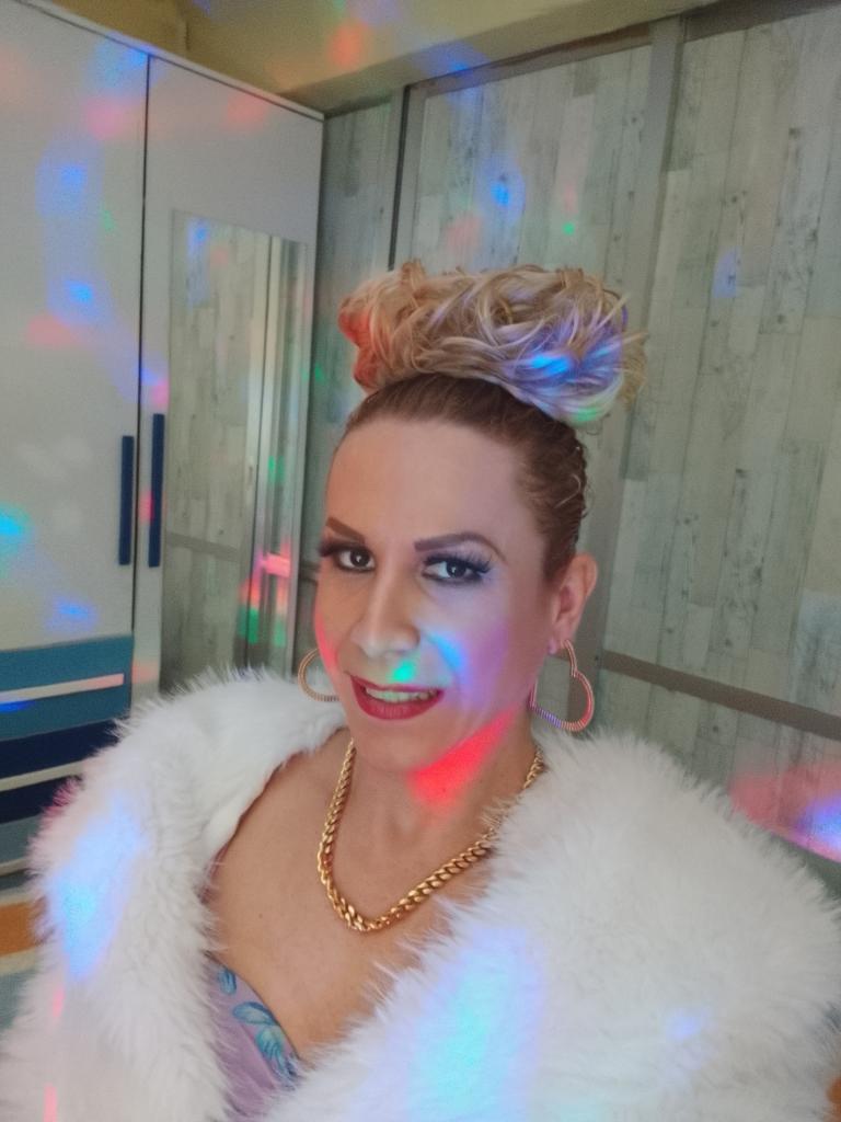 Chica busca chico en Lérida: 