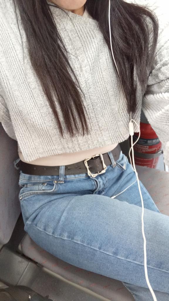 664400221: Chica busca chico en Valencia