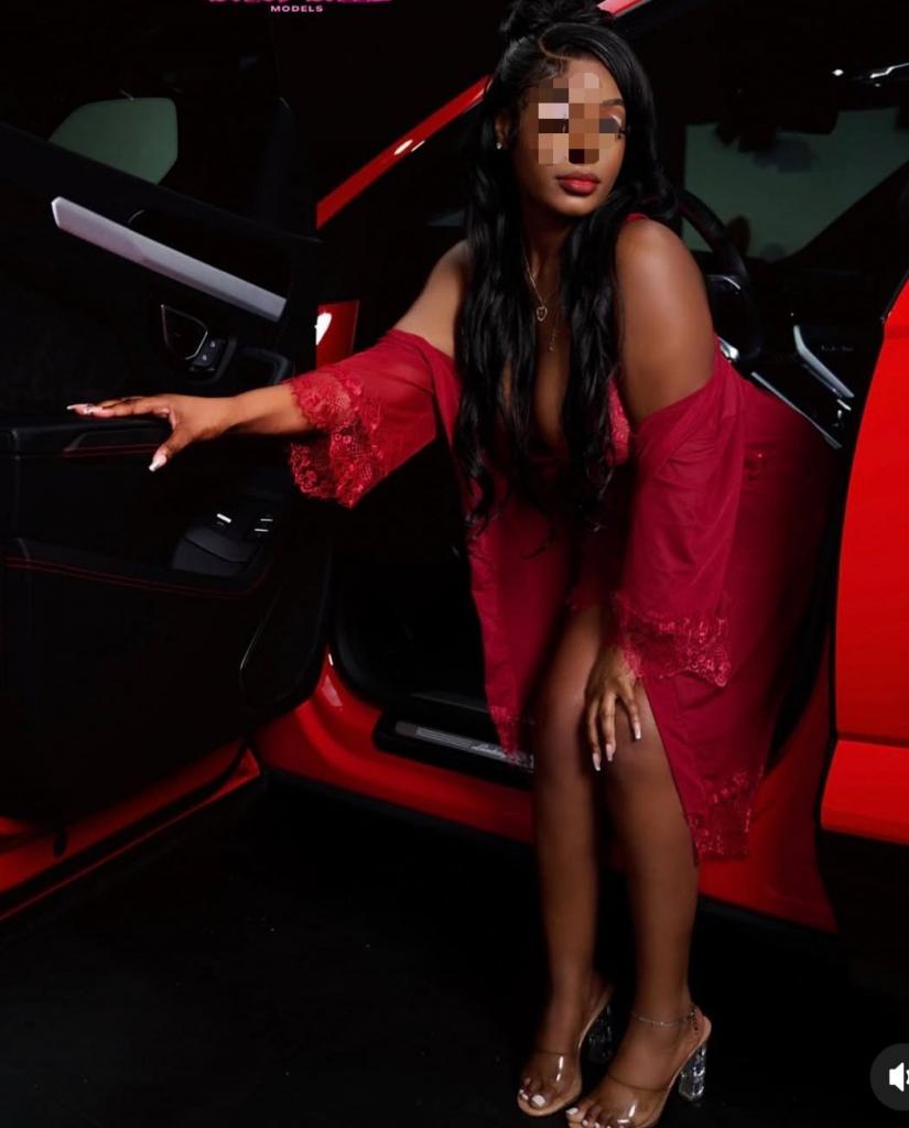 Chica busca chico en Pontevedra: 