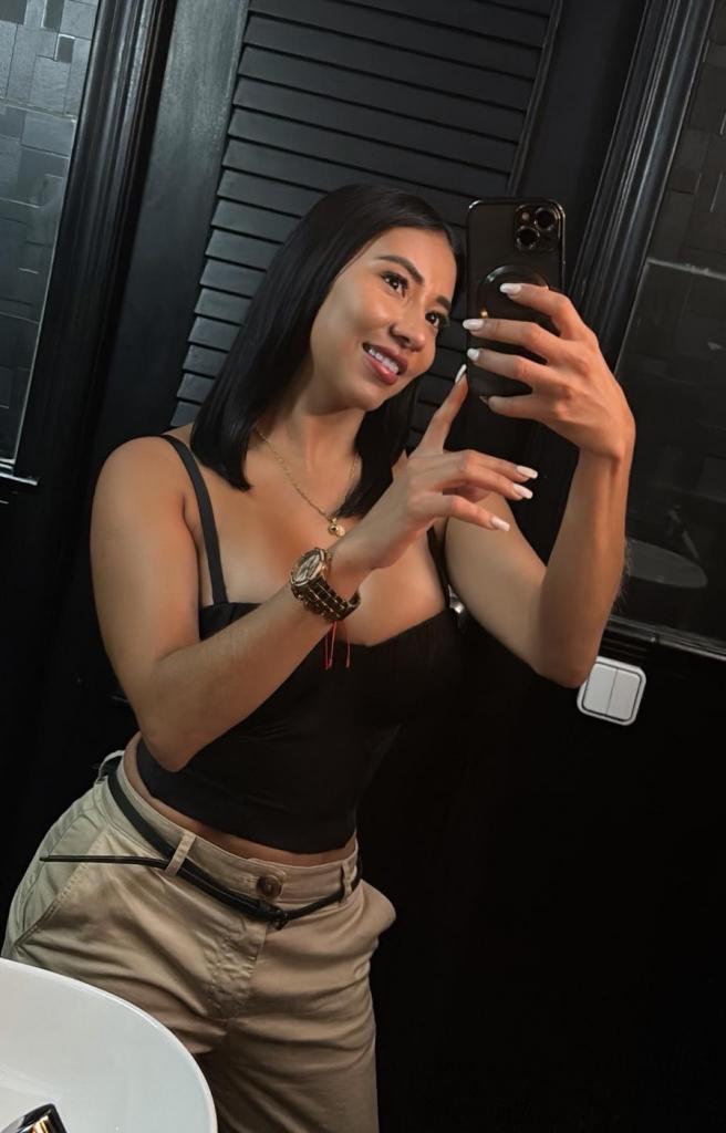 Chica busca chico en Alicante: 