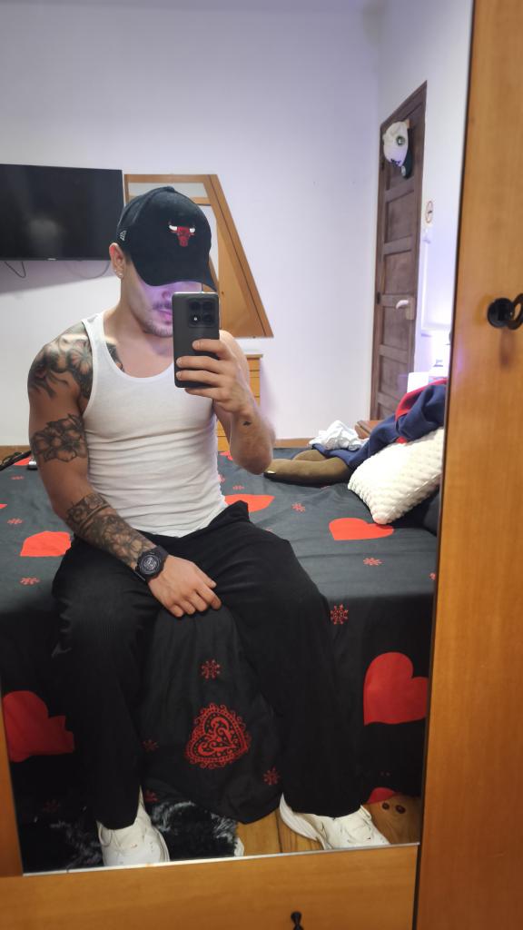 Chica busca chico en Cantabria: 