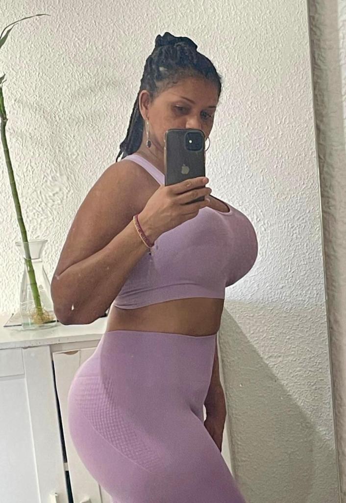 699062065: Chica busca chico en Madrid