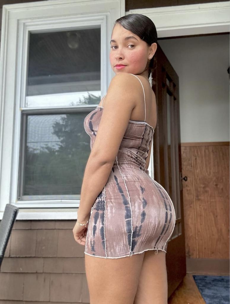 666928332: Chica busca chico en La Coruña