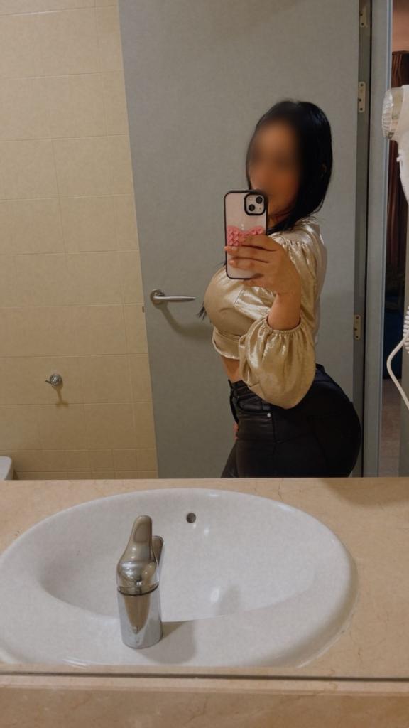 Chica busca chico en Sevilla: 