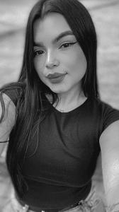 614579814: Chica busca chico en Málaga