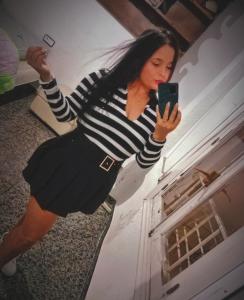742066081: Chica busca chico en Valladolid