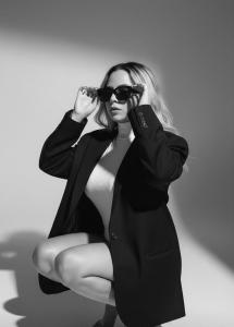 613644256: Chica busca chico en Madrid