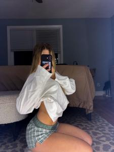 611294857: Chica busca chico en Cádiz