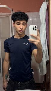 614971785: Chico busca chica en Granada