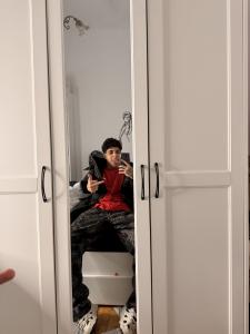 687728084: Chico busca chica en Madrid