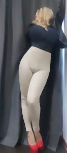 614986328: Chica busca chico en Madrid