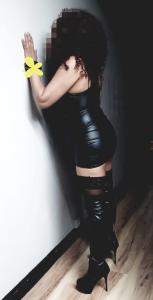 631882762: Chica busca chico en Barcelona