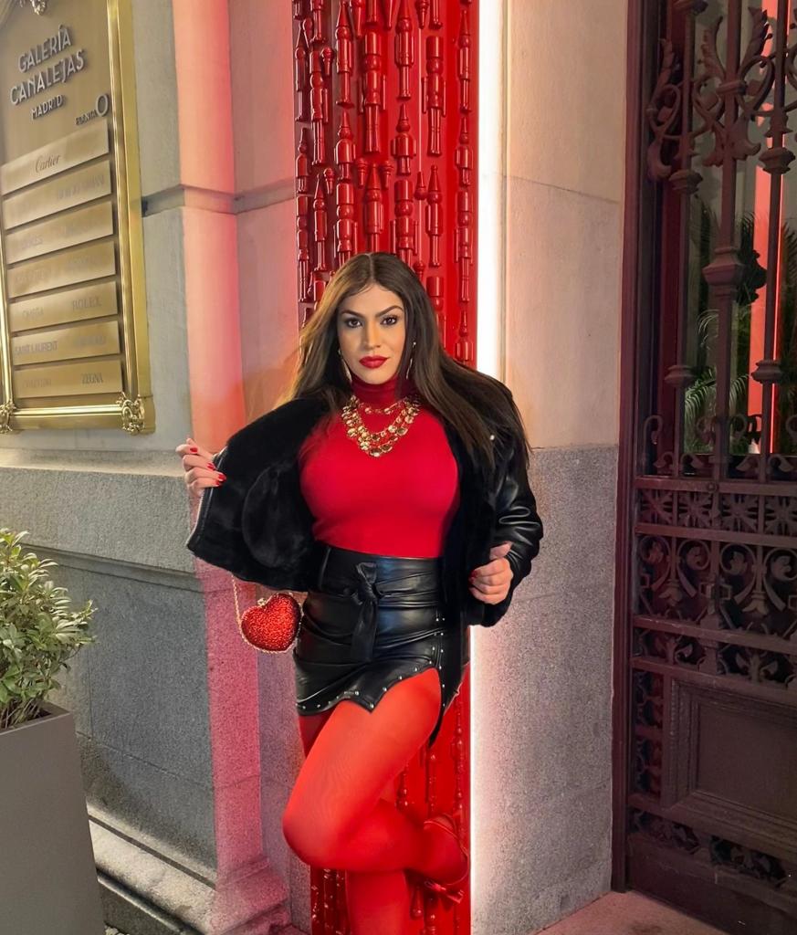 663070975: Transexual en Málaga