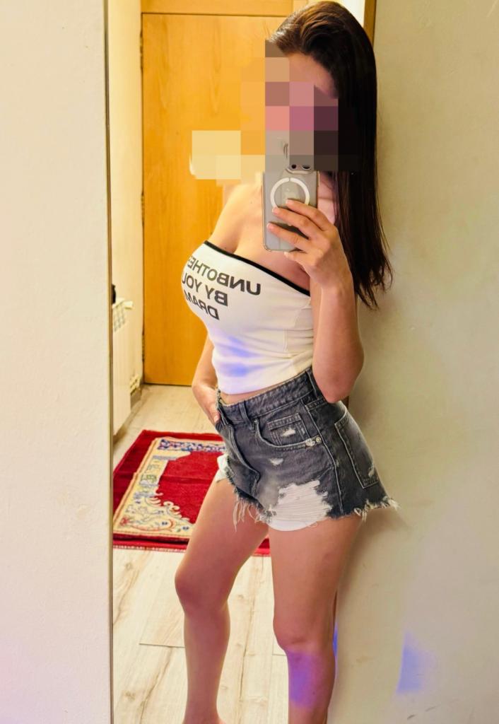 642590820: Chica busca chico en Lérida