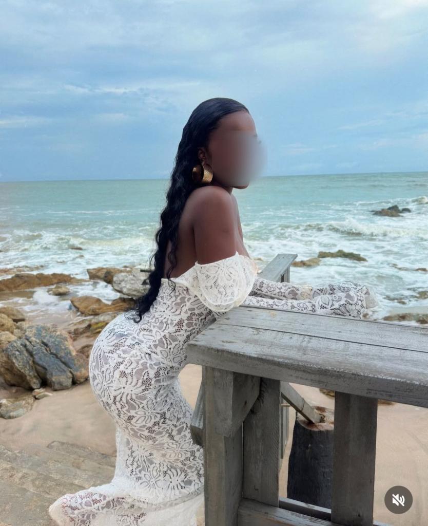 Chica busca chico en Tenerife: 