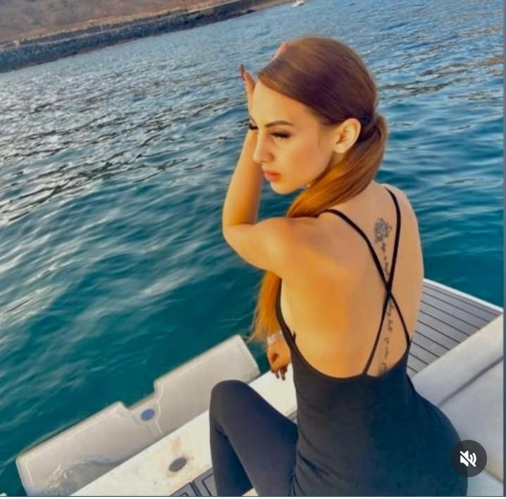 Chica busca chico en Tenerife: 