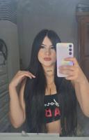 696764498: Chica busca chico en Sevilla