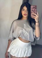 610643622: Chica busca chico en Barcelona