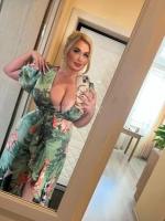 614257030: Chica busca chico en Barcelona