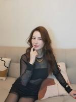 613823958: Chica busca chico en Barcelona