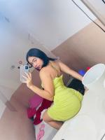 647781551: Chica busca chico en Barcelona