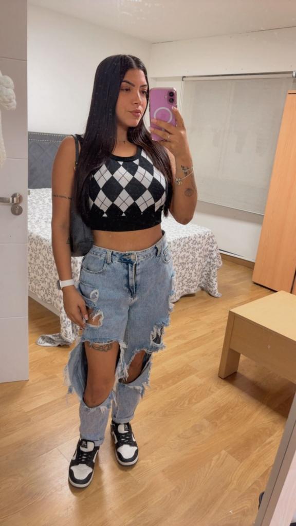 612465500: Chica busca chico en Madrid