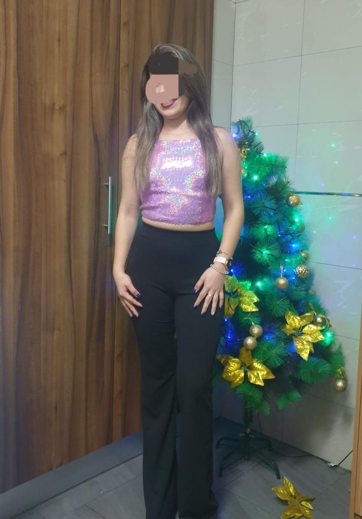 699387190: Chica busca chico en Cádiz