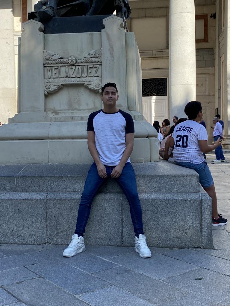 Chico busca chica en Almería: 