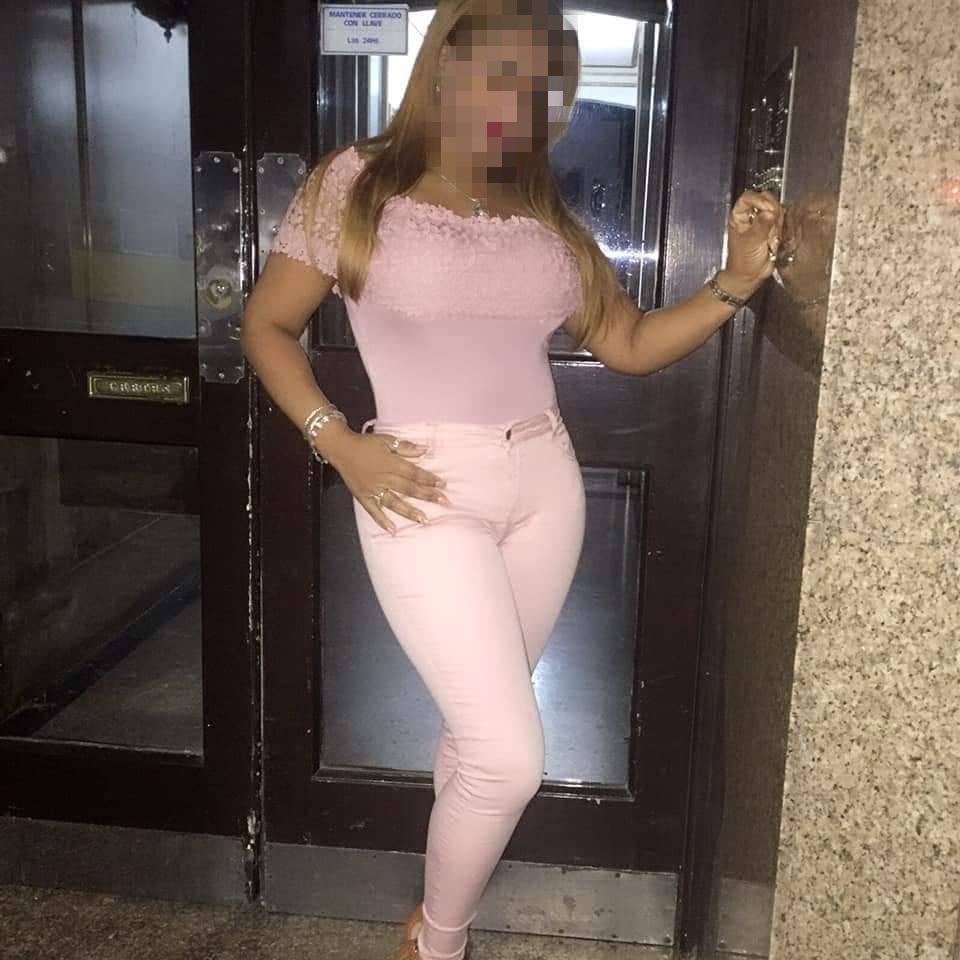 631334029: Chica busca chico en Gerona