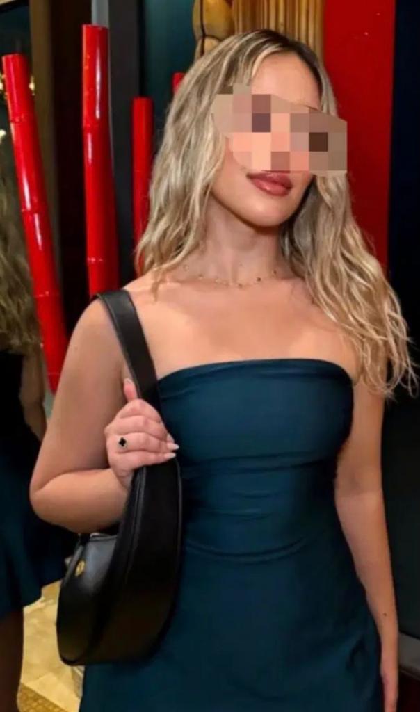 Chica busca chico en La Coruña: 