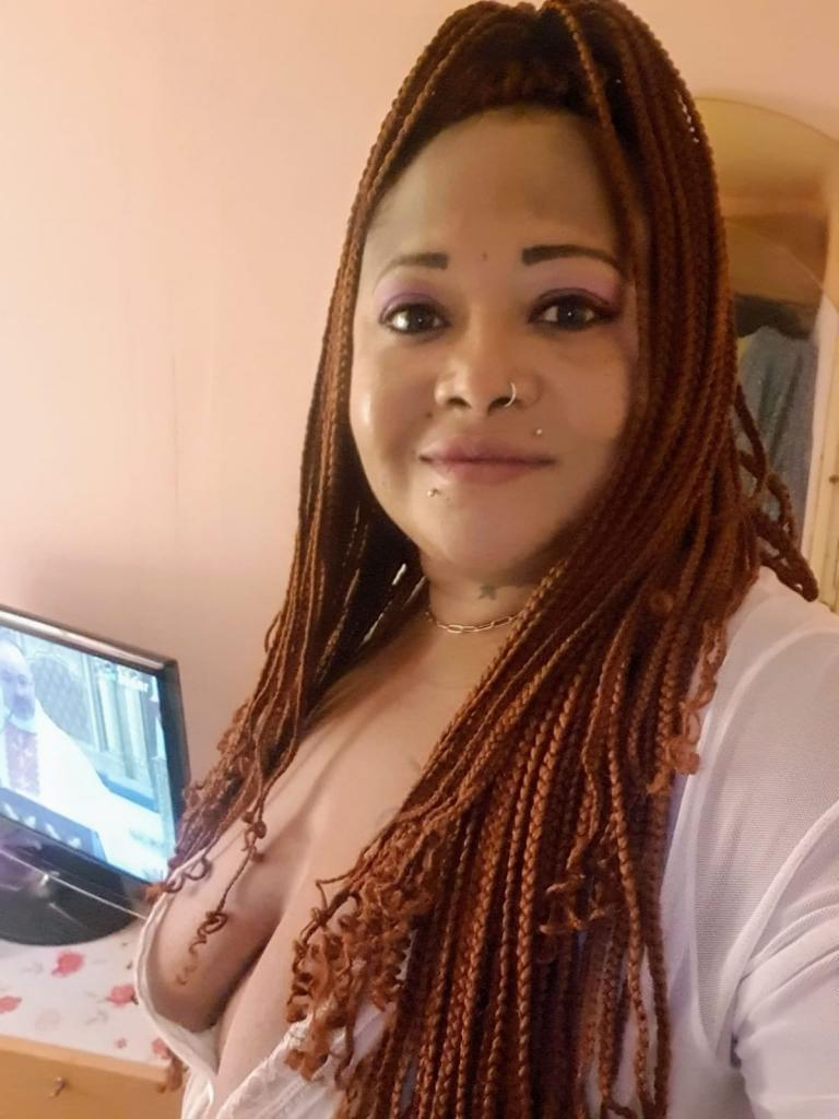 Chica busca chico en Barcelona: 