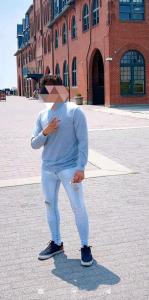 Chico busca chica en Lugo: 