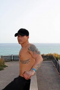 Chico busca chica en Barcelona: 