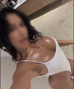604493032: Chica busca chico en Málaga