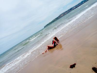 642179481: Chica busca chico en Madrid