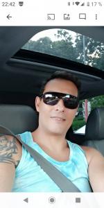 Chico busca chica en Málaga: 