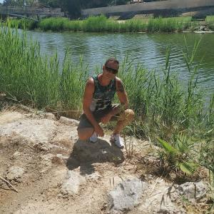 Chico busca chica en Málaga: 