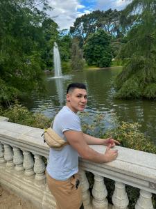 Chico busca chica en Valencia: 