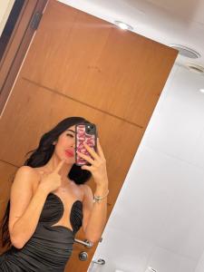 Chica busca chico en Ibiza: 