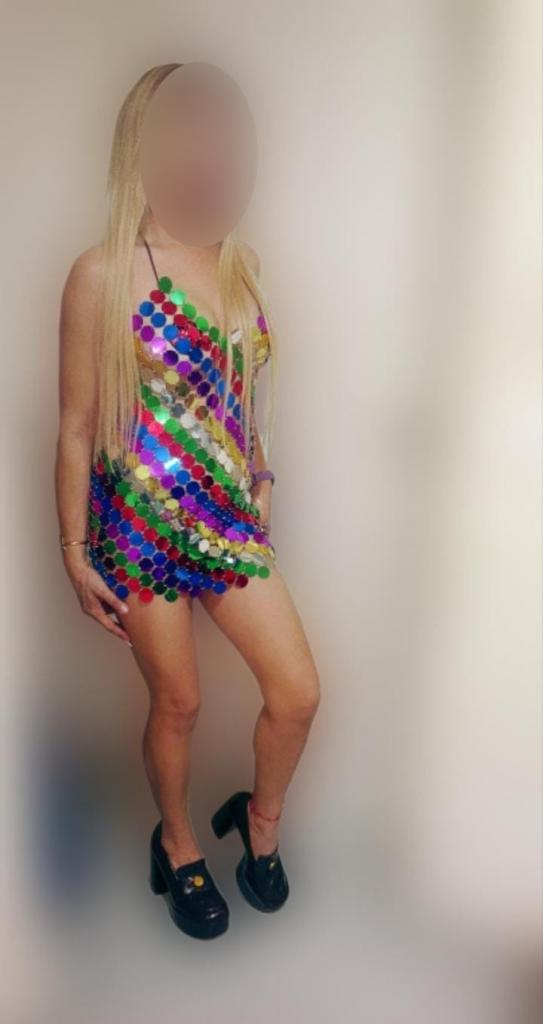 Chica busca chico en Sevilla: 