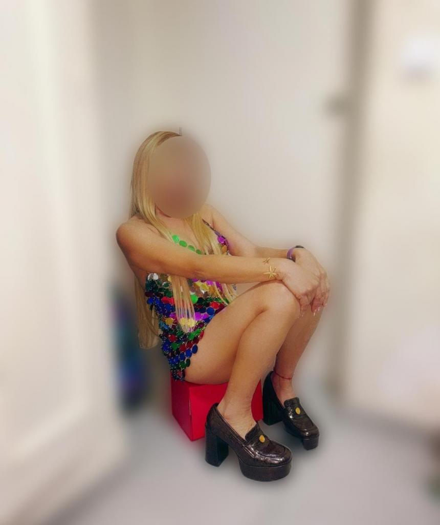 603702835: Chica busca chico en Sevilla