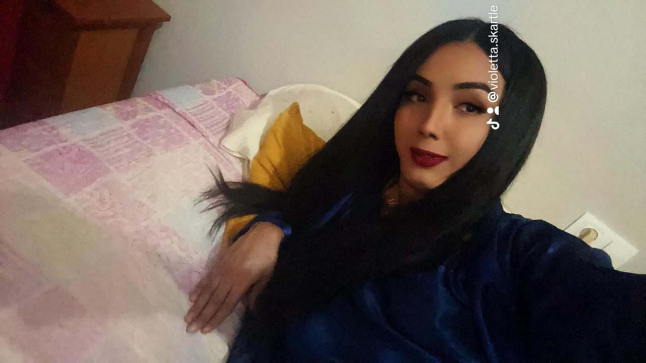 699384473: Transexual en Lugo