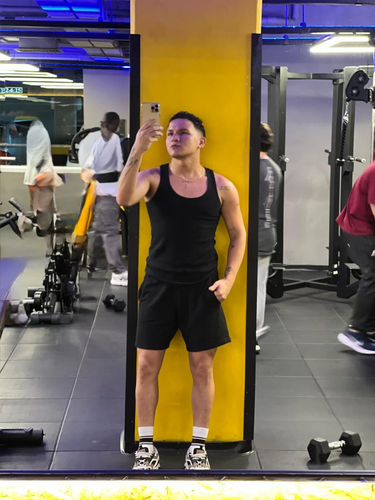 Chico busca chica en Pontevedra: 