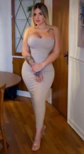 674704476: Chica busca chico en Barcelona