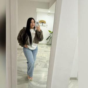 613421353: Chica busca chico en Sevilla