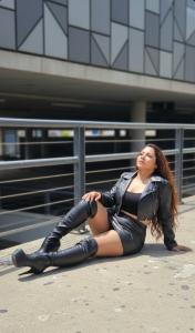 680504363: Chica busca chico en Álava