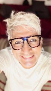 608259318: Chico busca chica en Barcelona